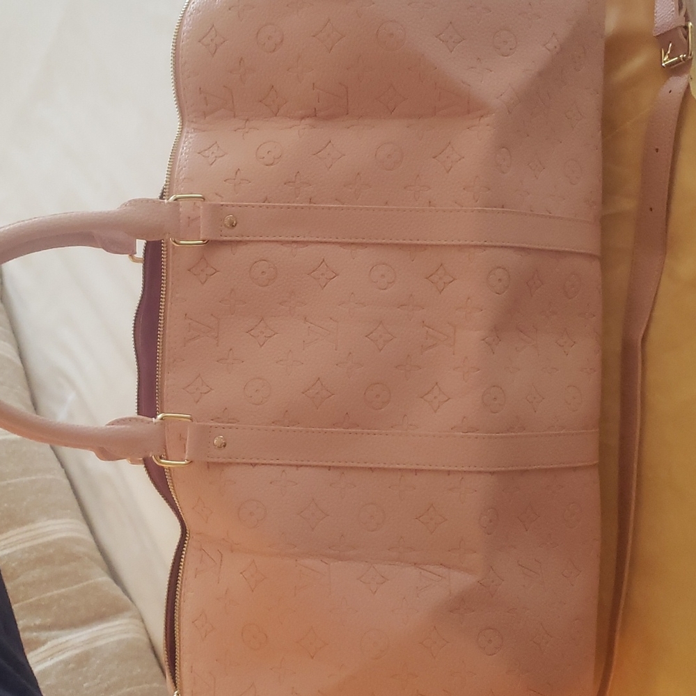 Designer Travel Duffle Bag with Custom Luggage Tag